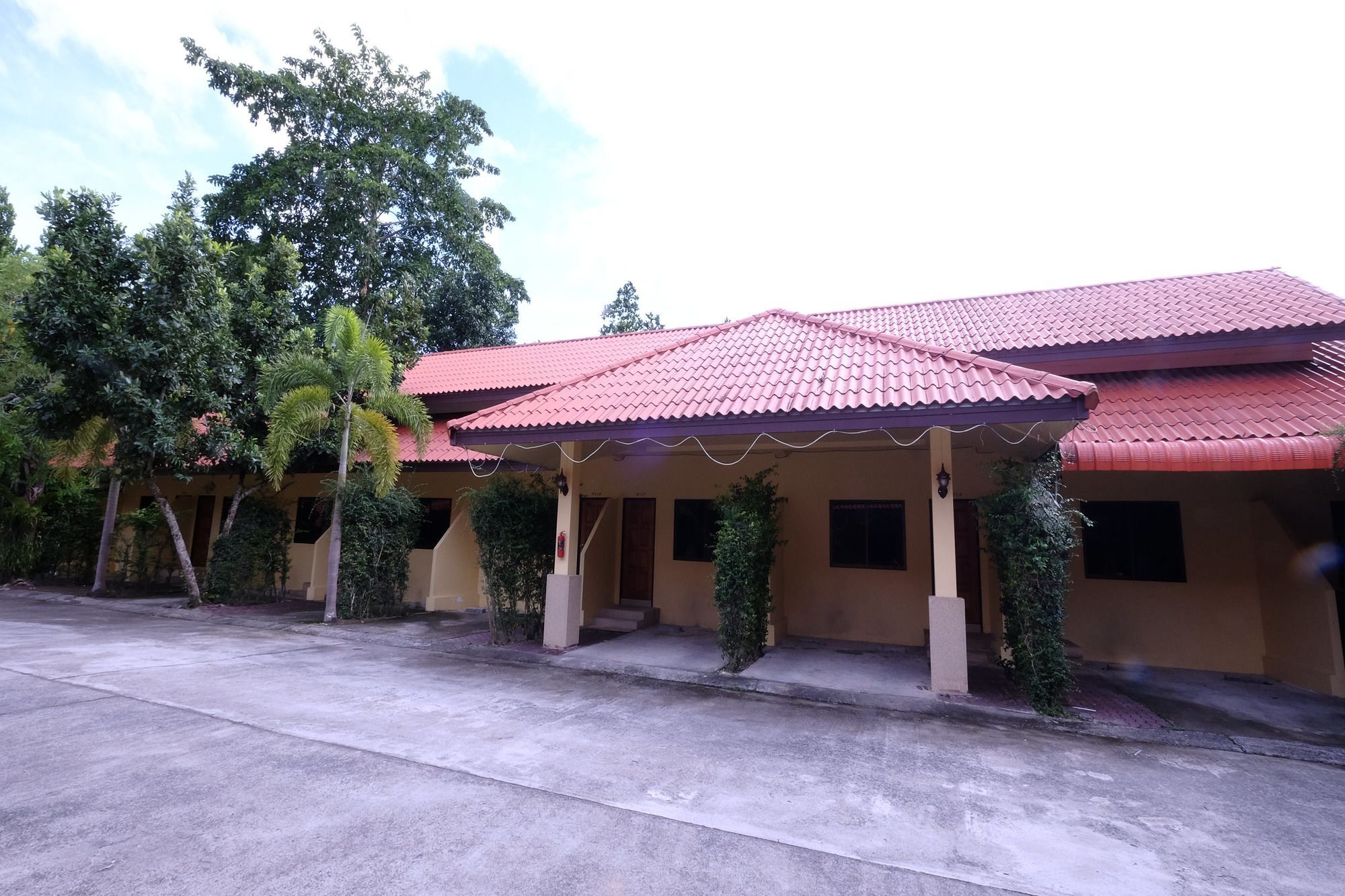Sp Resort Krabi town Buitenkant foto